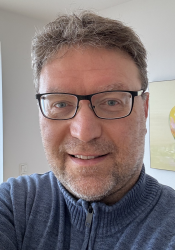 Profilbild von Dr. J?rg   Schroeder