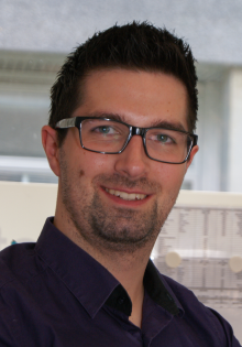  Dominik Schröder