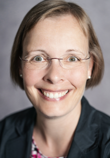 Dr. Stefanie Aschhoff-Hartmann