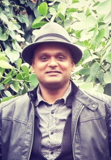 Priv.-Doz. Dr. Kshitij Kulshreshtha Priv.-Doz. Dr. Kshitij Kulshreshtha