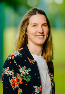 Dr. rer. nat. Claudia Artzt Dr. rer. nat. Claudia Artzt