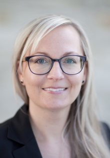 Dr. Kristin Sander-Steinert