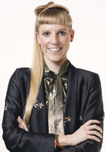 Dr. Elisa Linseisen Dr. Elisa Linseisen