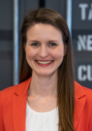Dr. Isabelle Milz Dr. Isabelle Milz
